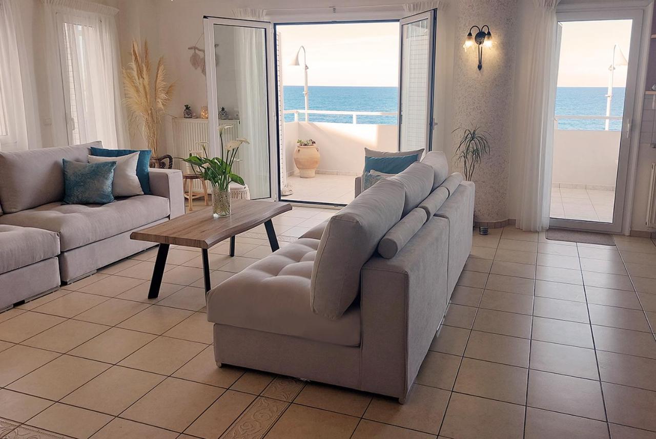 Amazing Beachfront Apartment In Hersonissos Exterior photo